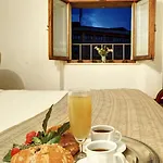 Elegant Flat With Rooftop 450 Mt From Piazza Del Campo * Siena
