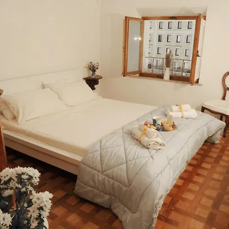 Elegant Flat With Rooftop 450 Mt From Piazza Del Campo Apartamento *