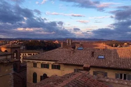 Apartamento Elegant Flat With Rooftop 450 Mt From Piazza Del Campo *