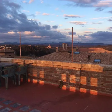Elegant Flat With Rooftop 450 Mt From Piazza Del Campo דירה *